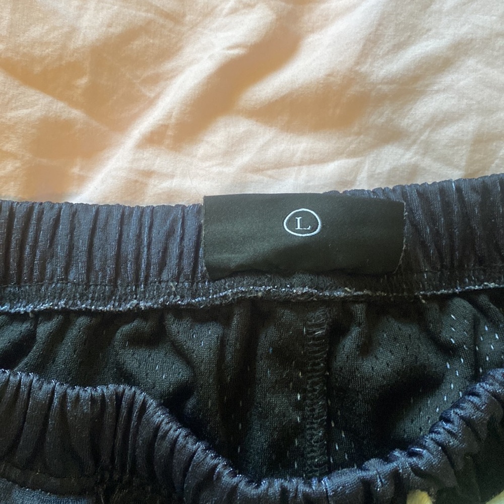 Civil regime shorts men’s or woman’s flower and doves - Picture 4 of 5